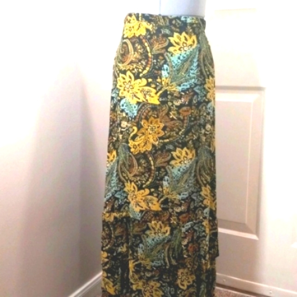 REVERSIBLE Maxi Sz large/med MULTI colored